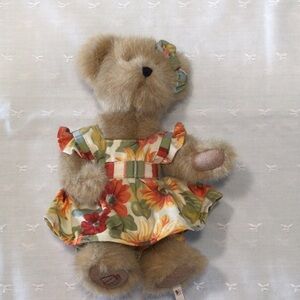 Boyds Bear Floral Dress, Bow and Bloomers LNC​